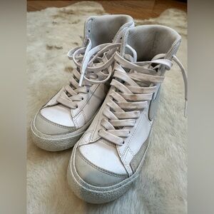 Youth Nike Blazers Size 4.5